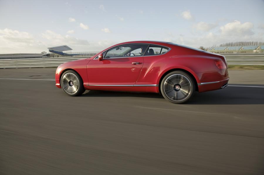 Bentley Continental GT V8 2011 года  (фото 21 из 39)